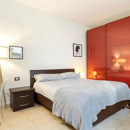 Appartamento Mia. Centro Storico Luino Luaran gambar