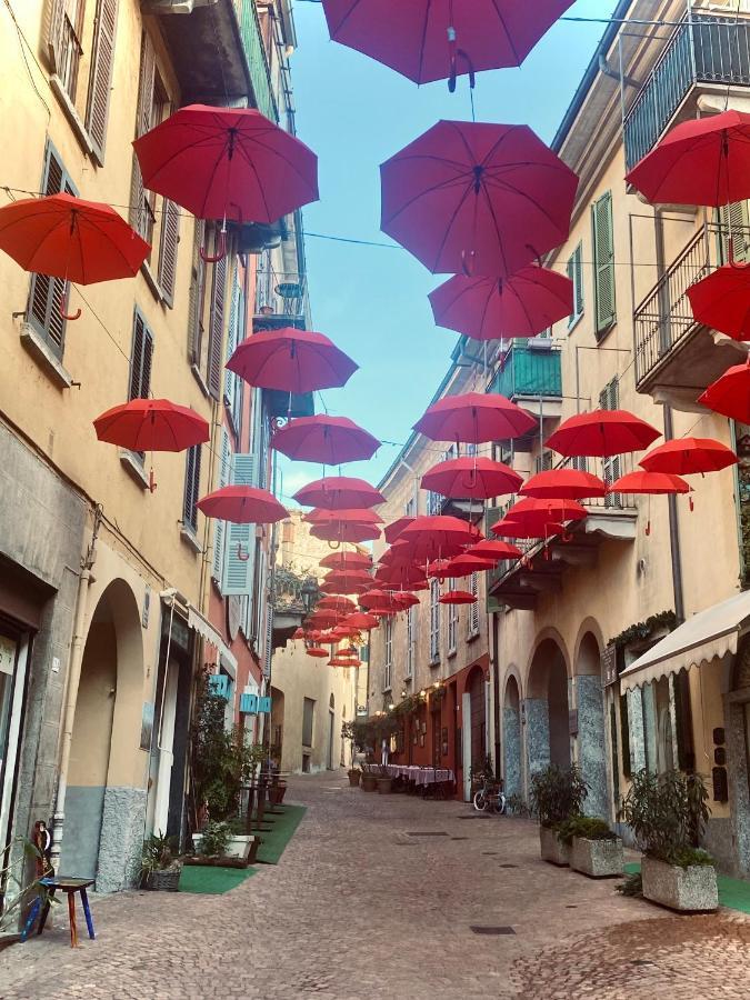 Appartamento Mia. Centro Storico Luino Luaran gambar